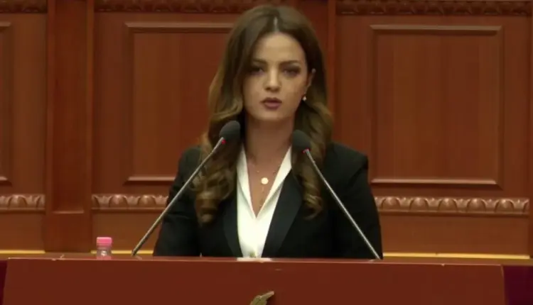 Arrestohet bashkëshorti i kandidates së PD/ Pretendoi se ka blerje votash në Rrëshen, i dehur i bllokoi rrugën një qytetari
