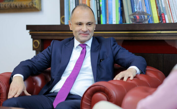 Filipçe: Kemi rënë dakord për një takim me Taravarin javën e ardhshme!