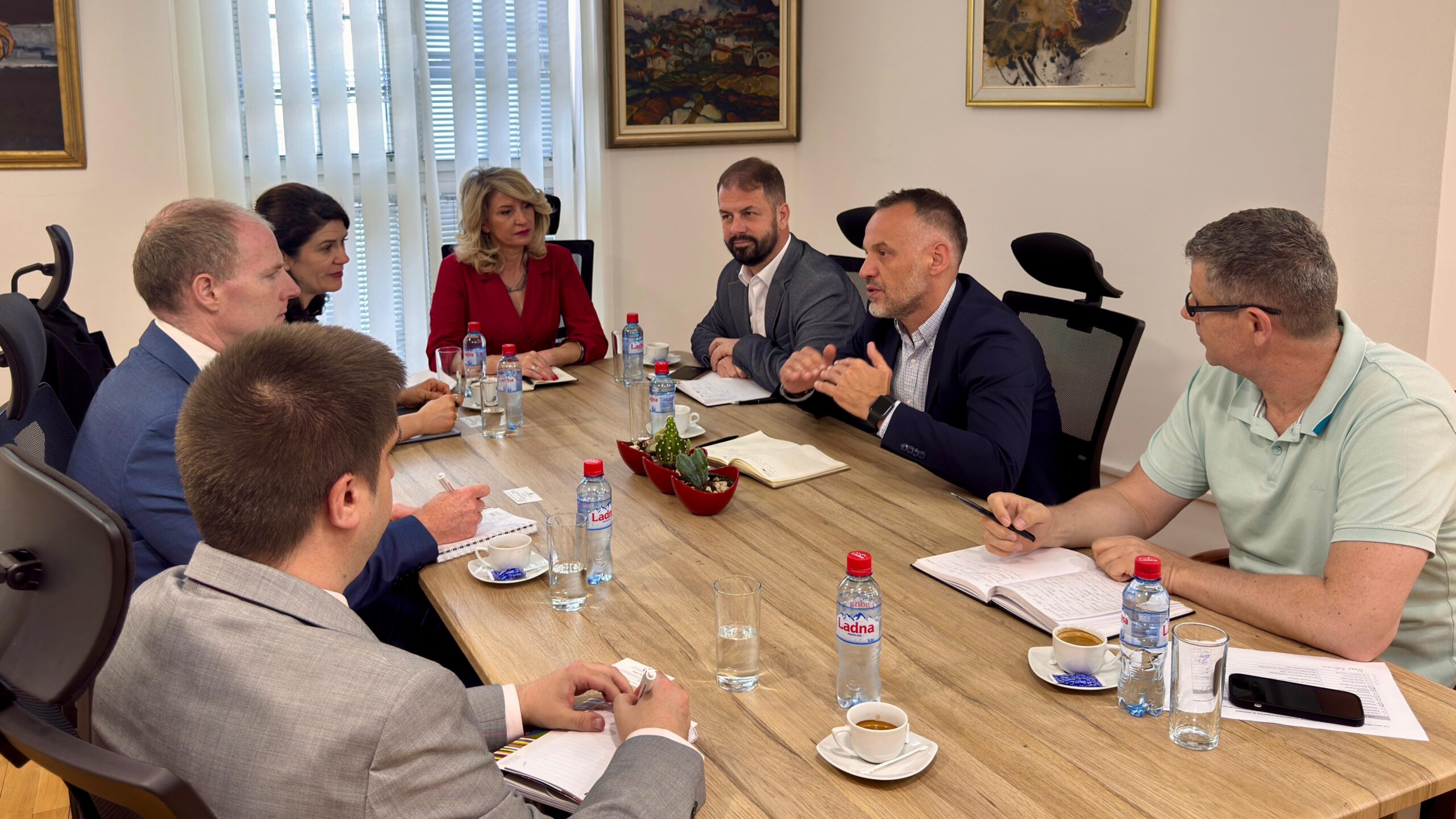 Fetai priti sot një delegacion të Partneritetit për Qeverisje të Hapur (OGP)