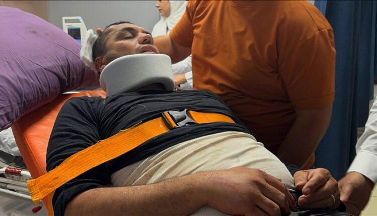 Kolonët izraelitë sulmuan fotoreporterin e AA-së në Bregun Perëndimor (VIDEO)