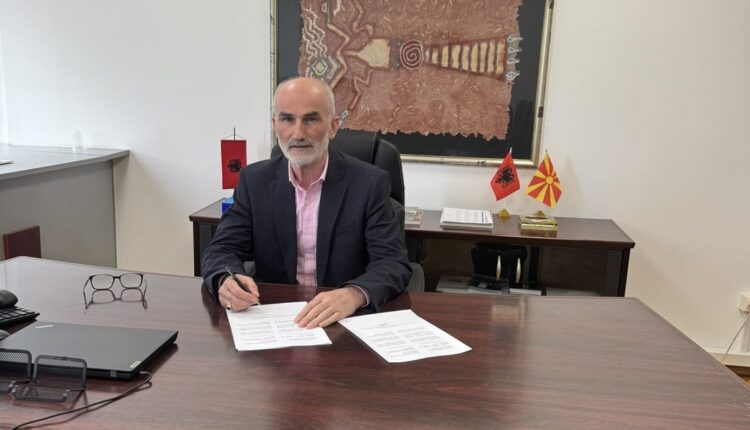 Zv/drejtor i Doganës, Garip Kaba jep dorëheqje