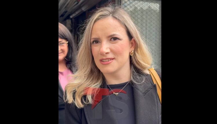 Kush e mori vendimin për largimin e Mimoza Musës nga Taravari ajo vetë apo Babai! (VIDEO)