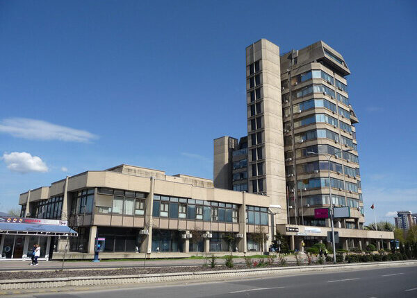 Para deputetëve Propozimi për emërimin e guvernatorit të Bankës Popullore