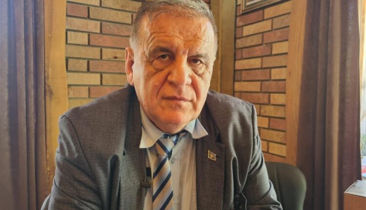 “Qeveria dhe presidenca në Maqedoni janë nën ndikimin serb”, analisti kosovar Nexhmedin Spahiu: Interesi i Serbisë është që ta z’vetnojë rolin e shqiptarëve në Maqedoni. Pres që situata të përkeqësohet!