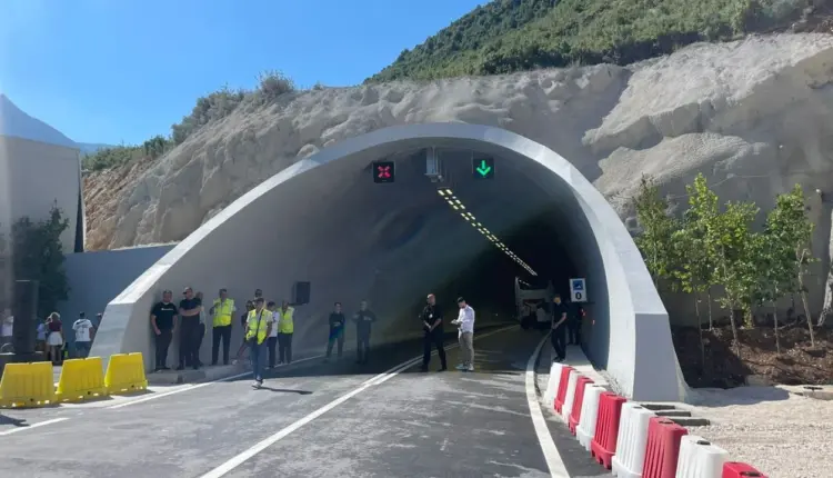 Rihapet tuneli i Llogorasë, pa pagesë deri në 15 shtator! Shkurton rrugën drejt jugut