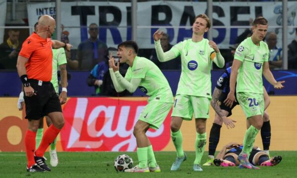 UEFA përgjigjet pas kërkesës së Barcelonës për hetimin e gjyqtarit Marciniak