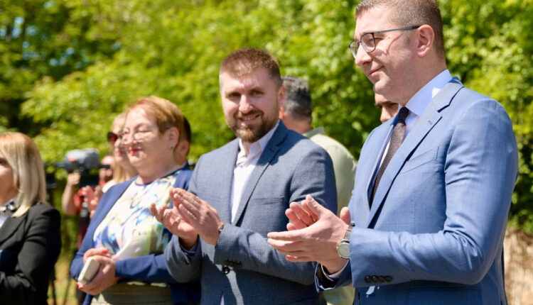 Mickoski: Bum investimesh prej rreth 2 miliardë euro – do të investohet në shëndetësi, energjetikë, ndërsa do të rindërtohet e modernizohet transporti hekurudhor