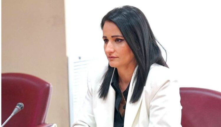 Zëdhënsja e Qeverisë Venera Azizi: Marrëveshje historike dhe miliarda euro investime – Po e rishkruajmë hartën ekononomike të vendit