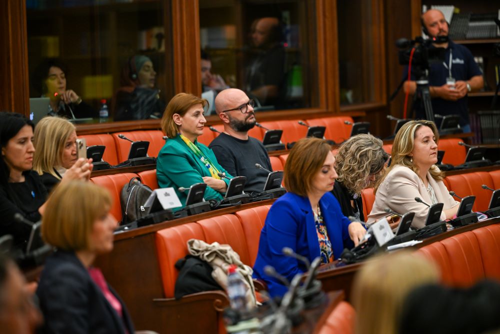 Debat konsultativ i Kuvendit dhe UNICEF-it: Nevojitet avancim i vazhdueshëm i agjendës për të drejtat e fëmijëve