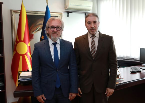 Ministri Limani zhvilloi takim me Ambasadorin e Shtetit të Katarit, SH.T. Rashid Bin Said Al-Hajarin