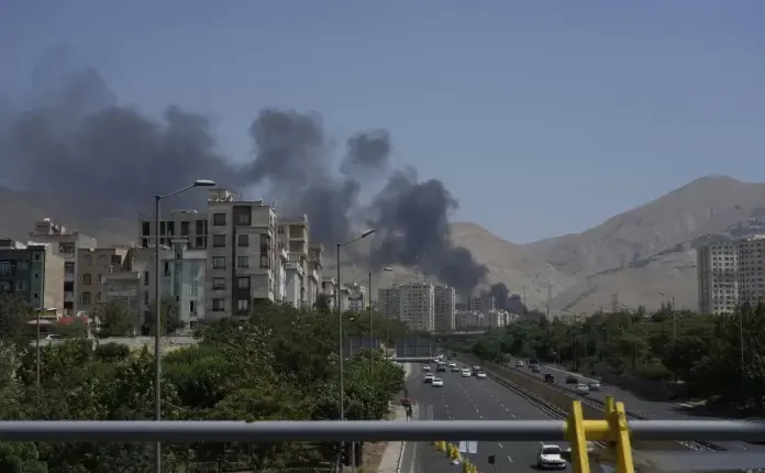 Dëgjohen shumë eksplodime në Teheran