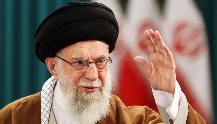 Khamenei: Nuk do të kemi mëshirë për udhëheqësit izraelitë