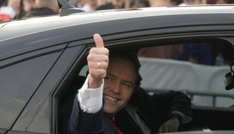 Kush është Karol Nawrocki, boksieri amator që u zgjodh president i Polonisë?