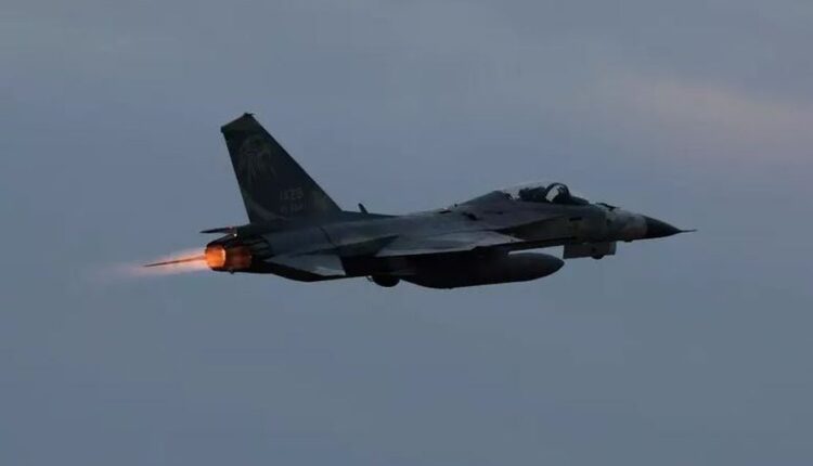 Izraeli shkatërron avionët dhe aeroportet e Iranit