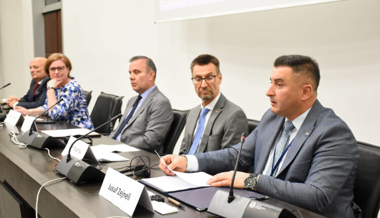 Universiteti i Tetovës dhe Universiteti “Shën Klimenti i Ohrit” organizuan Konferencë Ndërkombëtare për Sigurinë dhe Sundimin e Ligjit në Evropën e Globalizuar