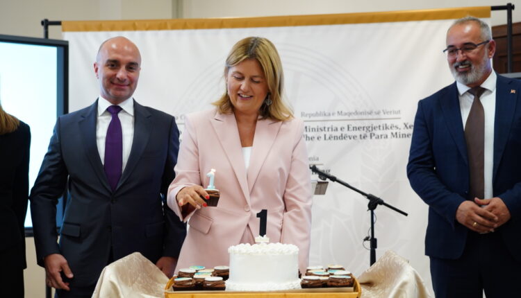 "Bozhinovska: Po e kthejmë fuqinë energjetike në duart e Maqedonisë! Ministria e Energjetikës me raport të fuqishëm pas vitit të parë"