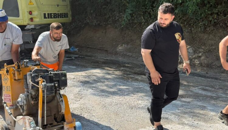 Bogovinë – Fillojnë punimet për rregullimin e rrugës hyrëse në fshatin Zherovjan me iniciativë të biznesmenit Emir Aliu