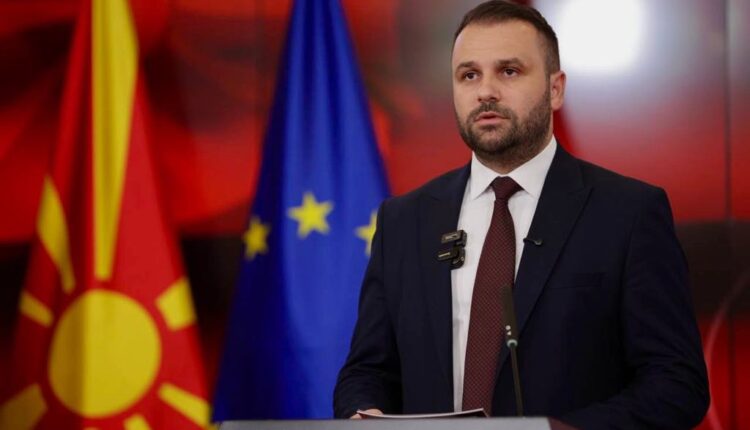 Durmishi: Janë shpallur dy thirrje publike për masa vetëpunësimi, për të rinjtë deri në 29 vjeç grante për hapjen e biznesit deri në 10.000 euro, dhe për të papunët mbi 29 vjeç grant deri në 7.000 euro