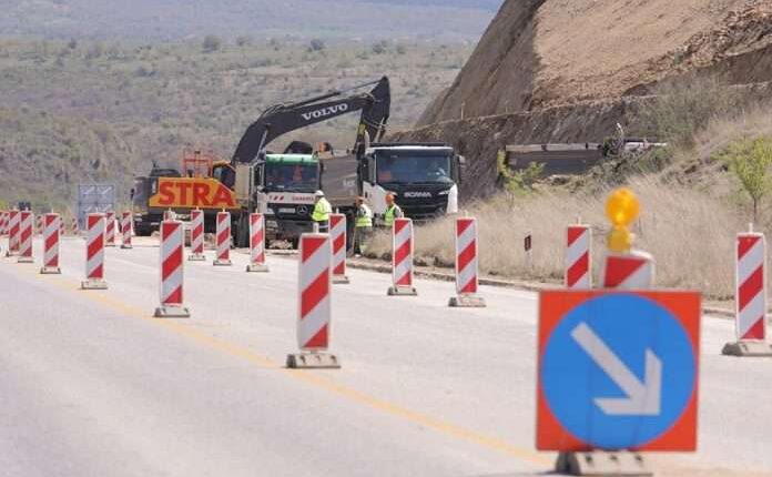 Korridori 8/ Punimet në aksin Gostivar-Kërçovë vazhdojnë sipas dinamikës