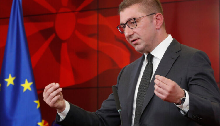 Mickoski: Nuk është problem ndryshimi i Kushtetutës, por identiteti