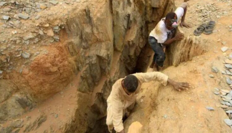 Njëmbëdhjetë të vdekur dhe shtatë të plagosur nga shembja e një miniere ari në Sudan