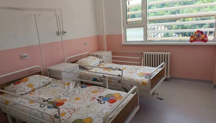 Prezantohen 11 projekte të realizuara për 11 muaj në Klinikën e Sëmundjeve të Fëmijëve