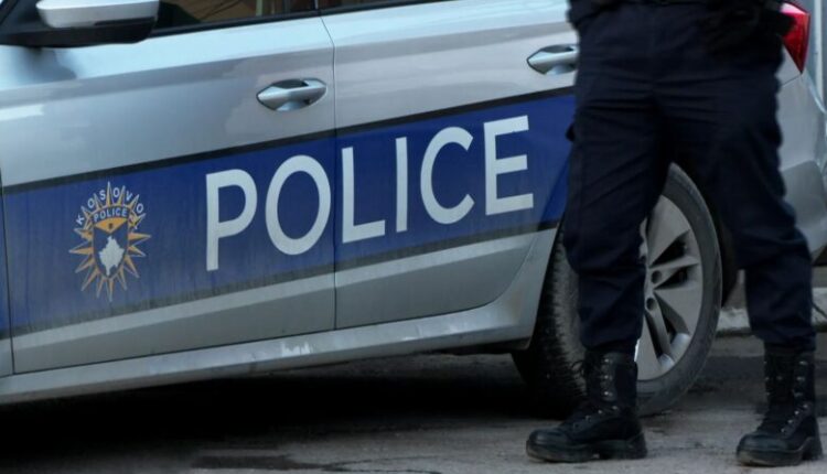 Vizitori nga Serbia ngre tre gishta në Urën e Ibrit – përfundon në konflikt fizik me dy shqiptarë, njëri pëson frakturë