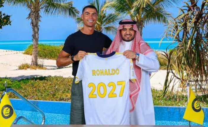 Ronaldo firmos kontratën e artë me Al Nassr: Do të fitojë 550 mijë euro në ditë