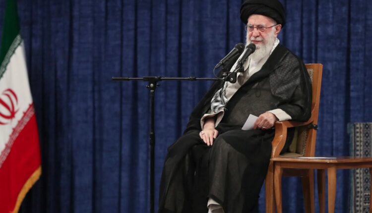 Udhëheqësi Suprem i Iranit kërcënon Izraelin në tre gjuhë, përfshirë hebraishten