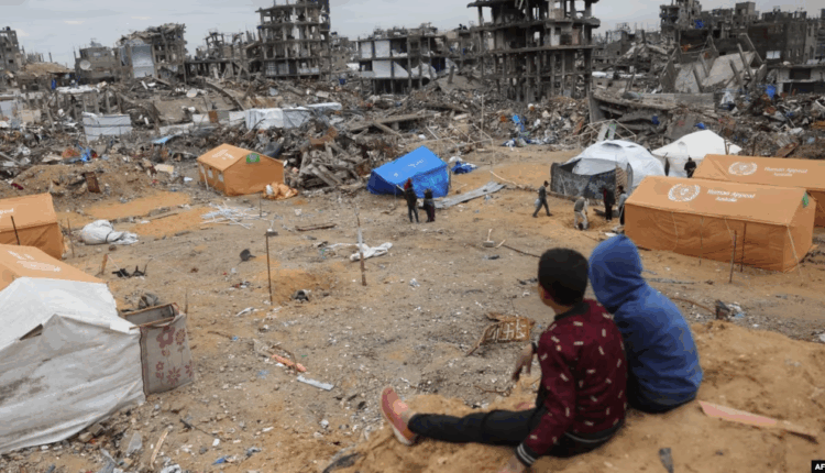 UNICEF: Ka kolapsuar sistemi i ujit, fëmijët do të vdesin nga etja në Gazë