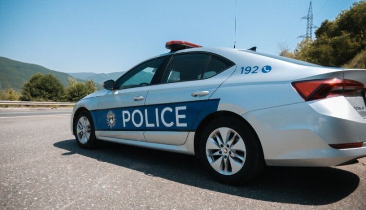 Përleshje midis dy personave, përdoret edhe arma