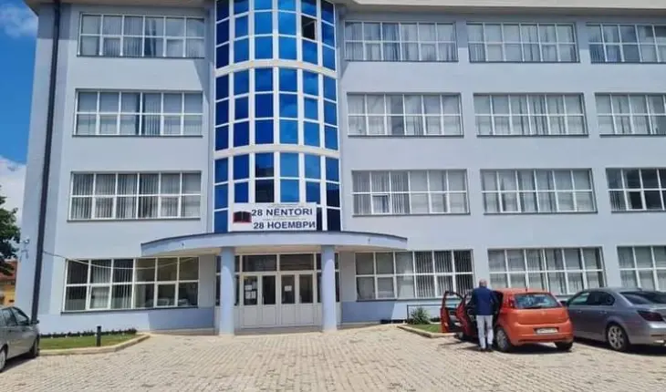 Në gjimnazet në Dibër dhe Qendra Zhupë në vitin e parë janë regjistruar 112 nga 272 nxënësit e paraparë