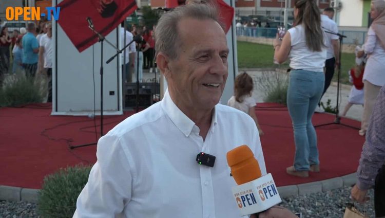 “E kam thyer këmbën për Shkëndijën”, Ismet Ramadani nderohet me mirënjohje nga komuna e Haraçinës si ish-futbollist: Unë ia uroj plasmanin në Ligën e dytë, por si e njoh Shkëndijën, së shpejti do ta shohim në Ligën e Parë! Ja rrëfimi i tij për themelimin e klubit në vitin 1977!