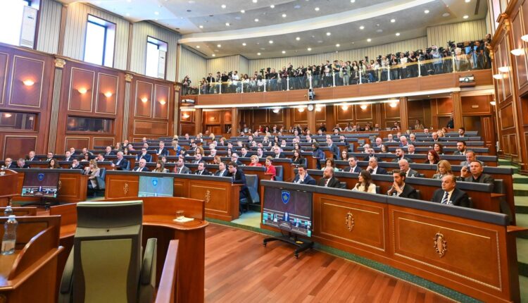 Seanca të shkurtra, krizë e gjatë: Kuvendi sërish pa marrëveshje (VIDEO)