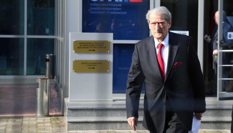 Sali Berisha nuk paraqitet në SPAK për shkak të gjendjes shëndetësore
