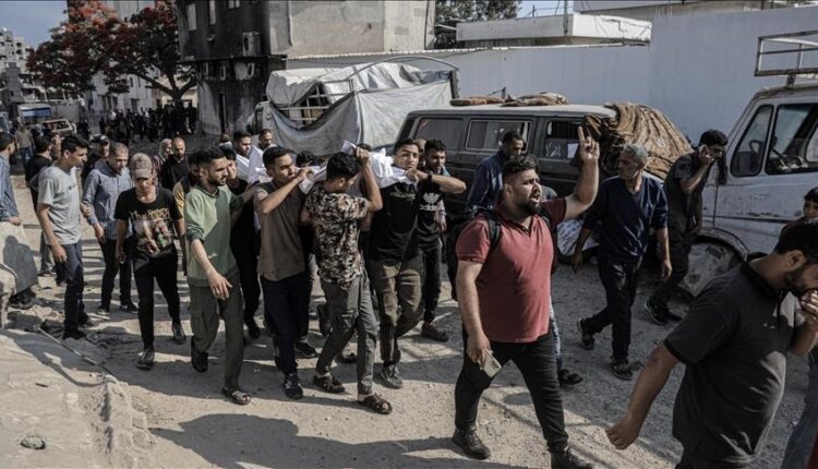 15 palestinezë të tjerë që prisnin ndihmë ushqimore vriten nga shtënat me armë zjarri nga Izraeli në Gaza