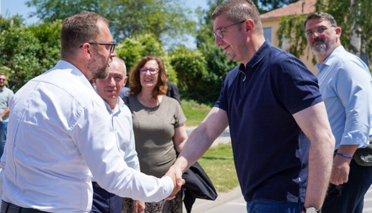 Mickoski: Filloi rikonstruimi i kinemasë së vjetër “Partizani” në Manastir