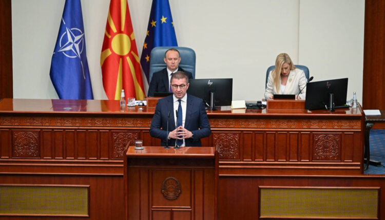 Mickoski: Së pari ndërtimi i spitaleve në Shtip dhe Kërçovë, e më pas edhe qendra e re klinike në Shkup