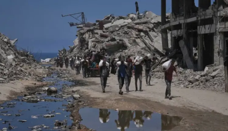 Sulmet izraelite vrasin të paktën 21 palestinezë në Rripin e Gazës