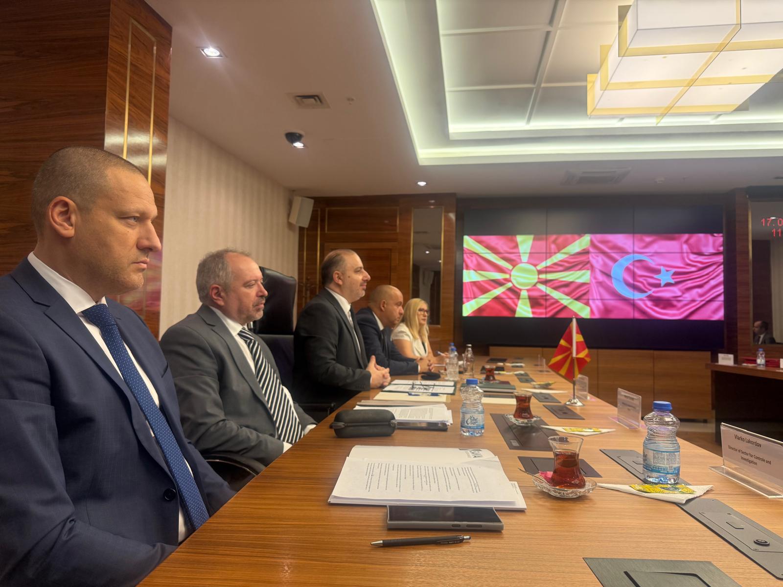 Drejtoria e Doganave: Nënshkruhet Deklarata e Përbashkët mbi Bashkëpunimin Doganor me Ministrinë e Tregtisë së Turqisë – luftë e përbashkët kundër krimit të organizuar dhe përshpejtim i tregtisë së ligjshme