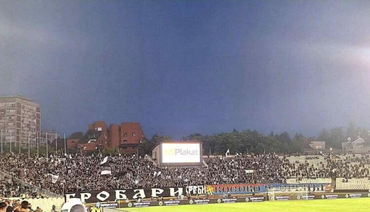 Serbët bëjnë tjetër skandal në garat e UEFA-s me Kosovën