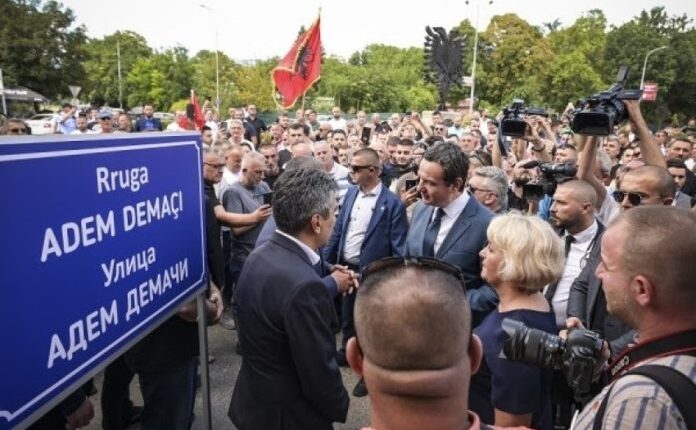 Izet Mexhiti në 7-vjetorin e ndarjes nga jeta të Adem Demaçit: “Nuk u bë udhëheqës, u bë udhë”