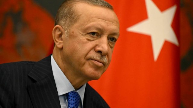 Drejt një samiti historik në Stamboll? Erdogan shtyn takimin mes Putinit dhe Zelenskyt për paqe në Ukrainë