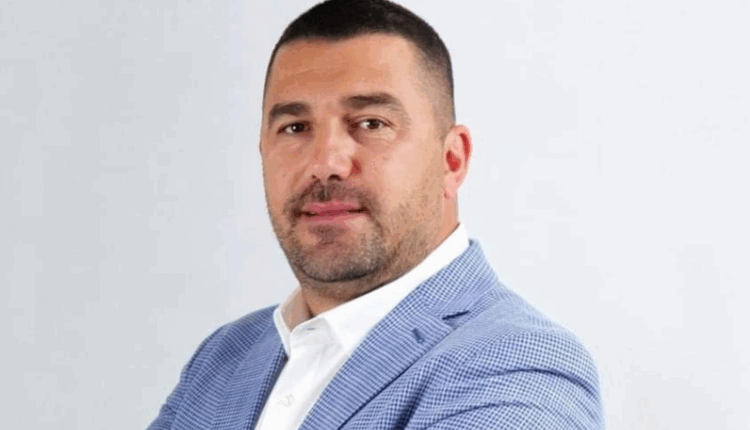 Kryebashkiaku i Konispolit s’i bindet Ramës: Drejtorët nuk i shkarkoj, i kam të rinj
