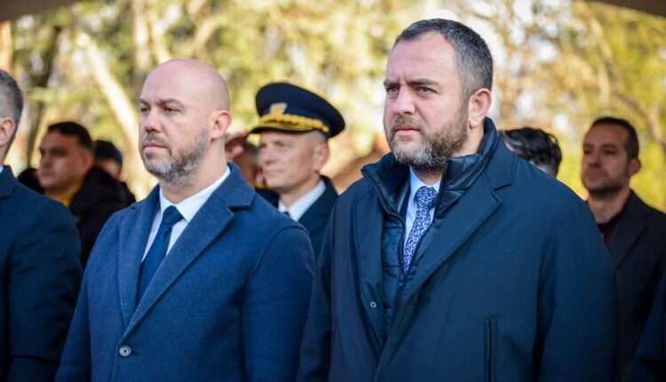 Në polici, ministri ka të drejtë të punësojë “pa konkurs” dhe “pa përfaqësim të drejtë”