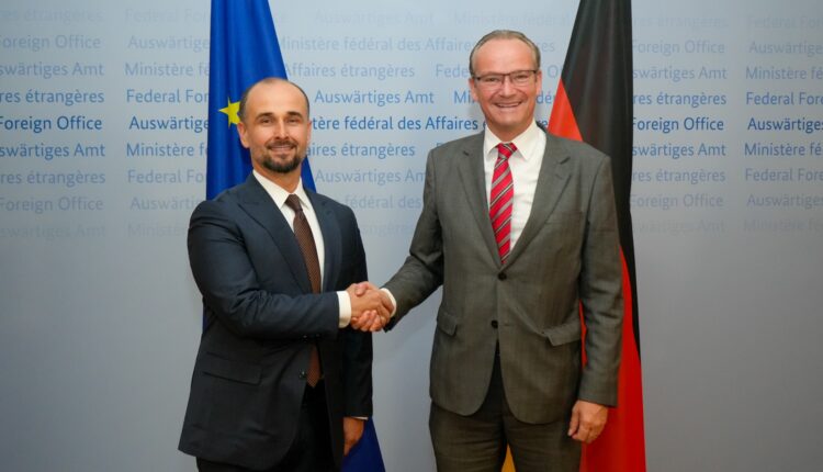 Murtezani nga Berlini: „Negociatat e aderimit duhet të mbrohen nga revizionizmi dhe kushtëzimet dypalëshe“