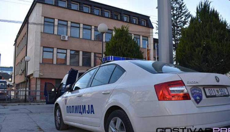 Arrestohet një polic në Gostivar – vodhi para dhe ar nga provat e sekuestruara gjatë bastisjeve, ndalohet edhe një argjendar për ndihmë