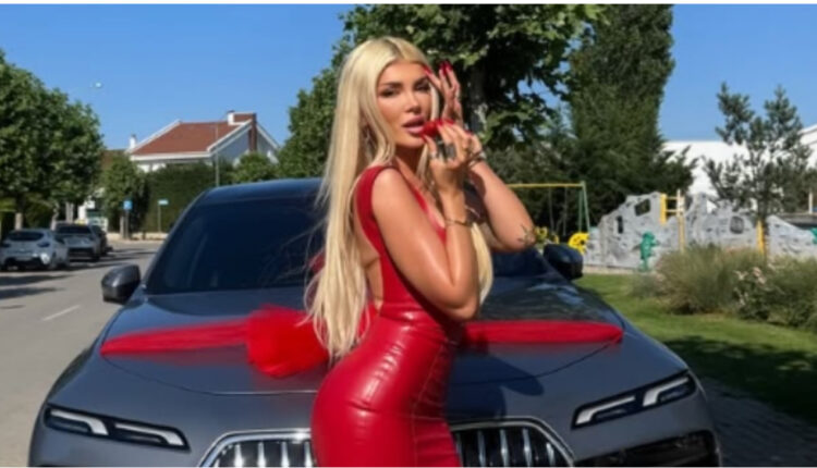 Era Istrefi ndan me ndjekësit dhuratën e ditëlindjes për veten – një BMW 7 të re