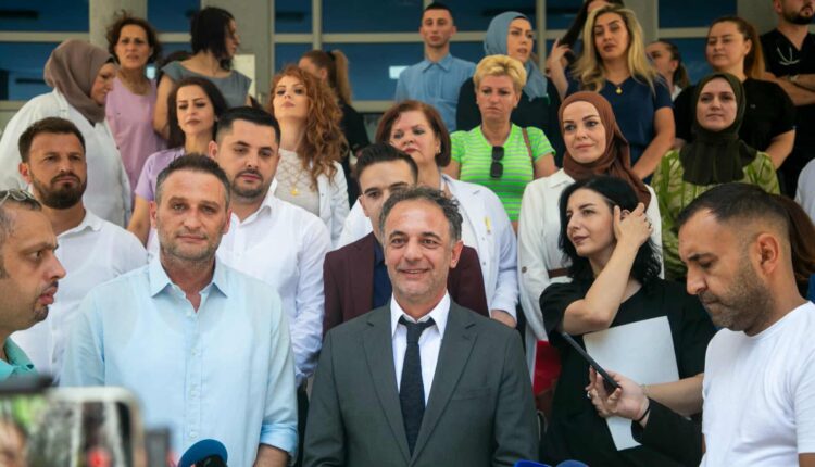 Ministri i Shëndetësisë Aliu në takim me personelin mjekësor dhe drejtuesit e Spitalit Klinik të Tetovës: Përfundon një kalvar – fillon një kapitull i ri dinjiteti dhe respekti