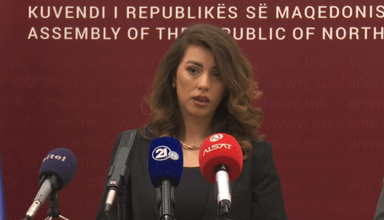 Haxhiu: Kemi dorëzuar pr/ligjin me çka do të ndahen vauçerë për blerje të kompjuterëve, vlen për të gjithë studentët!